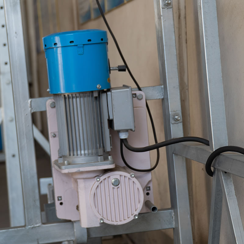 Vertical Wire Rope Gondola Hoist Vertical Wire Rope Gondola Hoist