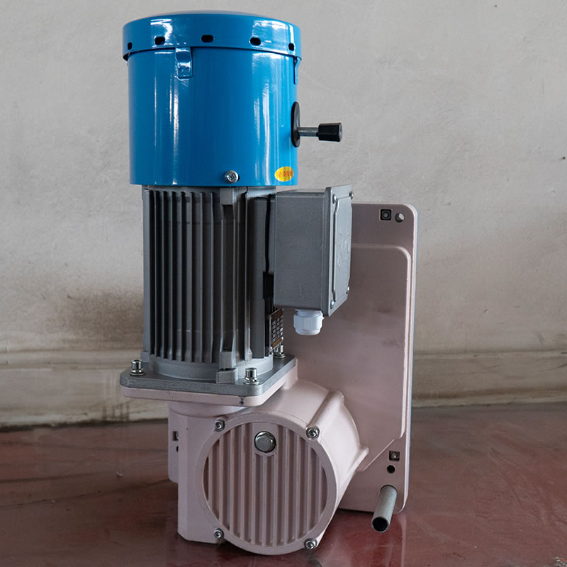 2000KG Traction Hoist 2000KG Traction Hoist